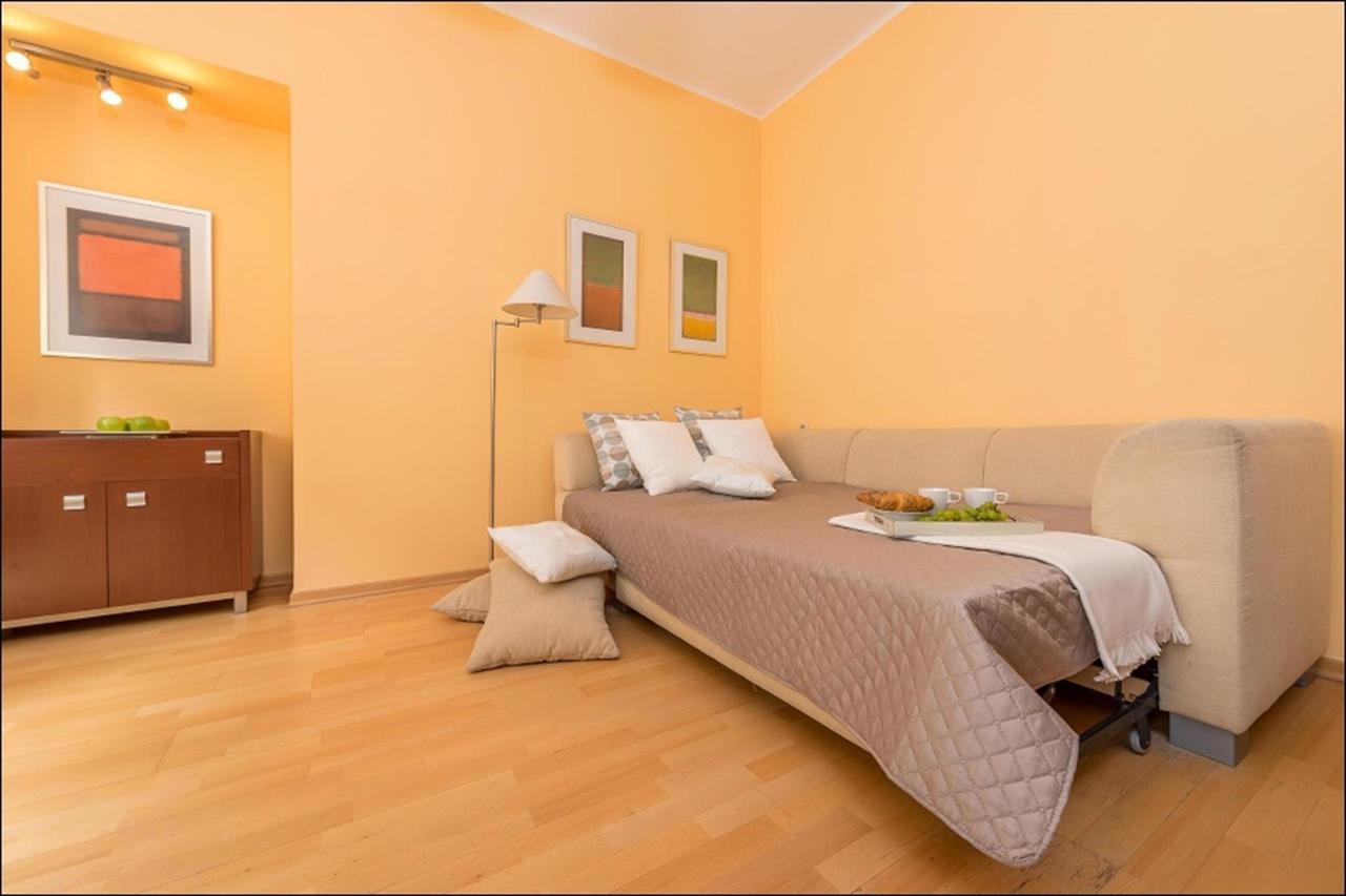 P&O Apartments Piwna ワルシャワ エクステリア 写真